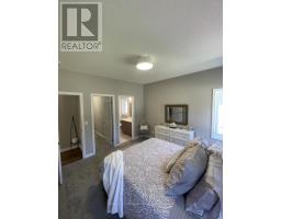 22 MATHESON CRESCENT - 28