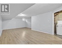 2 - 1135 NELLIS STREET - 21