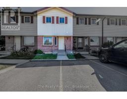 2 - 1135 NELLIS STREET - 3
