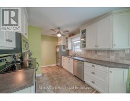 8 DEAN CRESCENT - 19