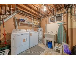 8 DEAN CRESCENT - 36