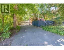 105 VANSITTART AVENUE - 12