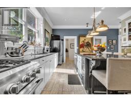105 VANSITTART AVENUE - 18