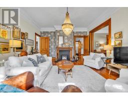 105 VANSITTART AVENUE - 21