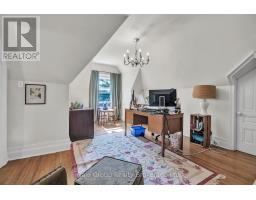 105 VANSITTART AVENUE - 42