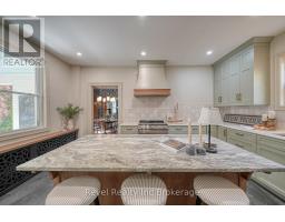 116 VANSITTART AVENUE - 25