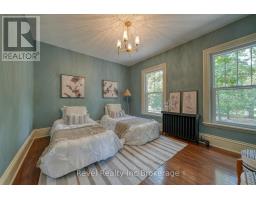 116 VANSITTART AVENUE - 30