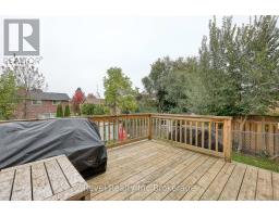 1011B VANIER AVENUE - 31