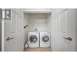 20 - 540 SPITFIRE STREET - 21