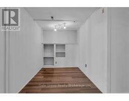 63 TENNYSON STREET - 16