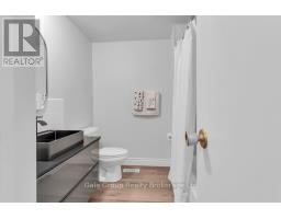 63 TENNYSON STREET - 9