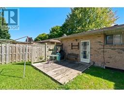 84 TROTTIER Drive - 24