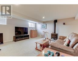 24 - 87 DONKER STREET - 23