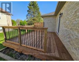 24 - 87 DONKER DRIVE - 32