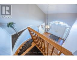 33 DEMEYERE AVENUE - 23