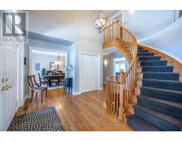 33 DEMEYERE AVENUE - 3