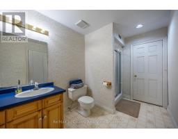 33 DEMEYERE AVENUE - 31