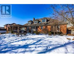 33 DEMEYERE AVENUE - 41
