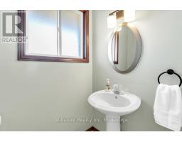 197 DUNCOMBE ROAD - 12
