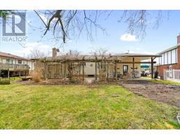 8 MARSHALL DRIVE - 21