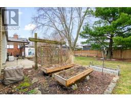 8 MARSHALL DRIVE - 22