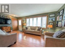 8 MARSHALL DRIVE - 3