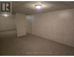 4 - 7-105 KING STREET - 11