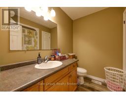 42 RIVERVIEW STREET - 18
