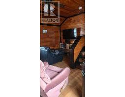 212 CHARLES STREET E - 17