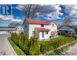 212 CHARLES STREET E - 23