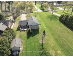 32 ST LADISLAUS STREET - 38