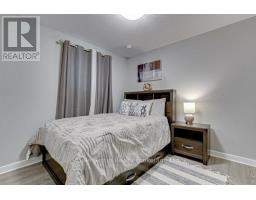 9 CLOVER CIRCLE - 21