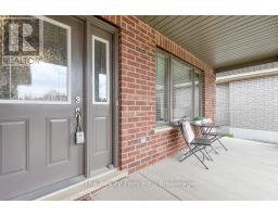 17 SCOURFIELD DRIVE - 13