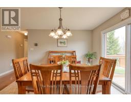 17 SCOURFIELD DRIVE - 19