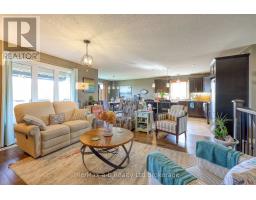 36 WOODHATCH CRESCENT - 13