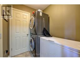 36 WOODHATCH CRESCENT - 25