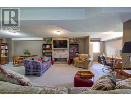 36 WOODHATCH CRESCENT - 30