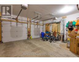 36 WOODHATCH CRESCENT - 37