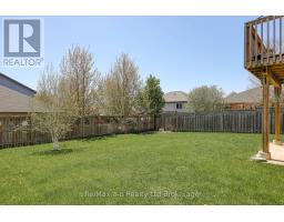 36 WOODHATCH CRESCENT - 7