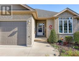 36 WOODHATCH CRESCENT - 9