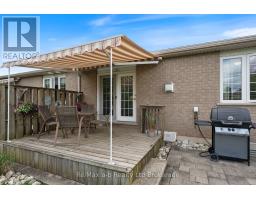 37 FAIRS CRESCENT - 25