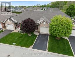 37 FAIRS CRESCENT - 34