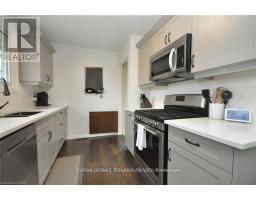 104 SIMCOE CRESCENT - 10
