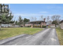 104 SIMCOE CRESCENT - 2