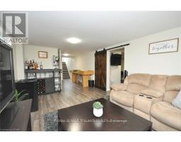 104 SIMCOE CRESCENT - 23