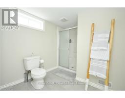 104 SIMCOE CRESCENT - 26