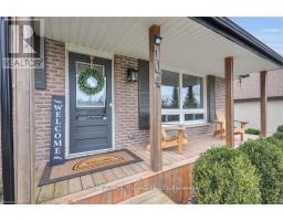 104 SIMCOE CRESCENT - 3