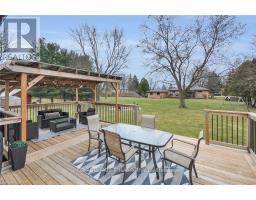 104 SIMCOE CRESCENT - 32