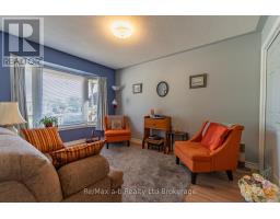 19 BRASHER DRIVE - 14