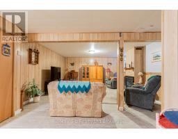 19 BRASHER DRIVE - 18